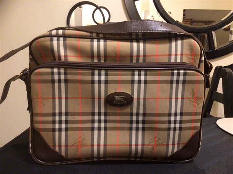 2nd hand burberry|older model burberry handbags.